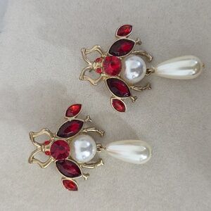 Vintage Gold Bee Earrings with Red Rhinestone And Pearls